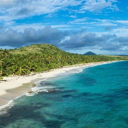 圣安娜Studio A Louer Proche Des Plages公寓 外观 照片